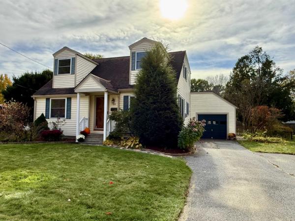 110 Iroquois Avenue