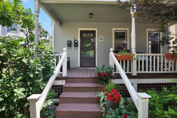16 Isham Street