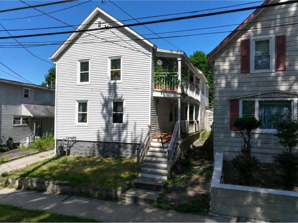 25 River Street