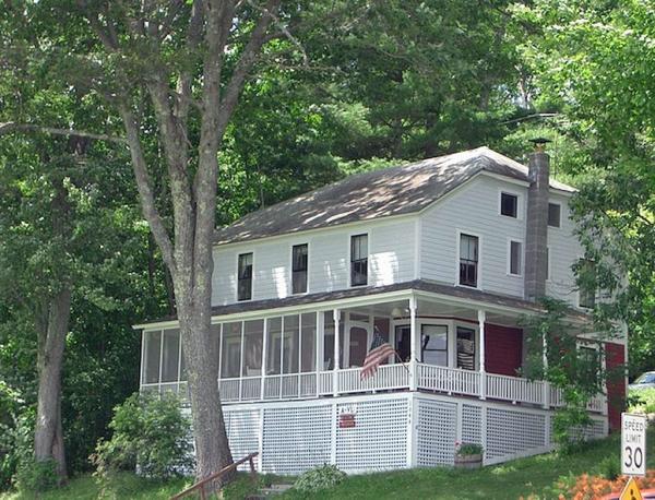 1044 Point of Pines Road