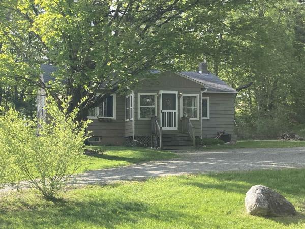 Single Family in Hyde Park VT
