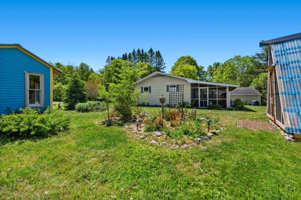 11 Morris Drive