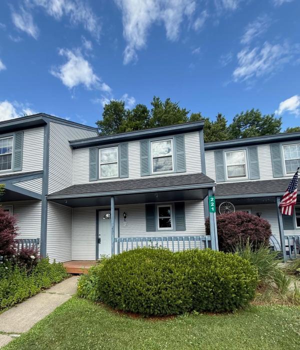 221 Lyman Meadow