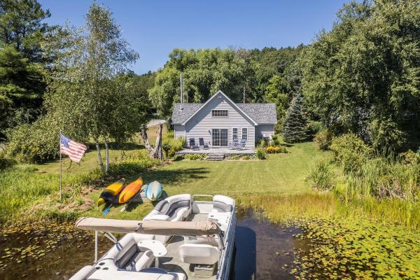 558 Burr Pond Road
