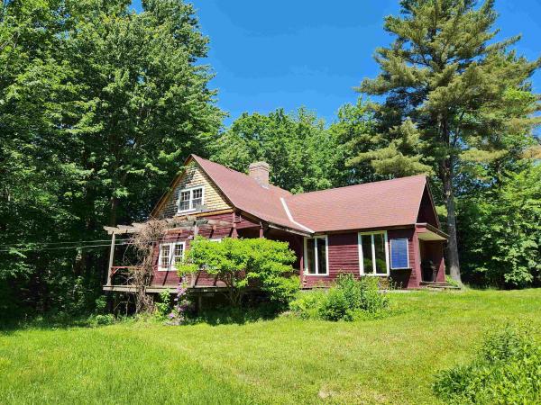 Single Family in Morristown VT