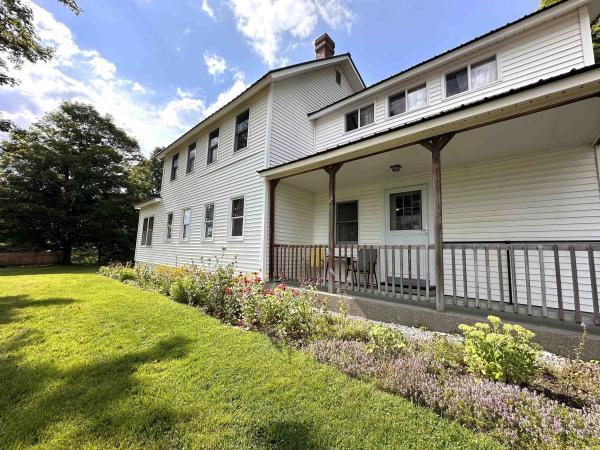 Single Family in Eden VT