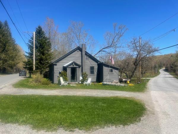 813 Gates Pond Road