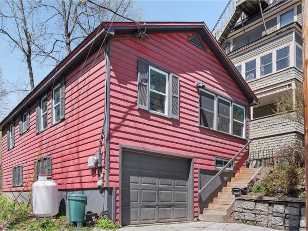 28 Hubbard Street