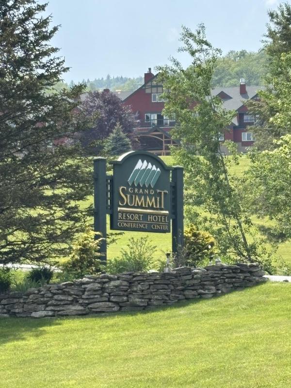 320 322 Qtr1 89 Grand Summit Way