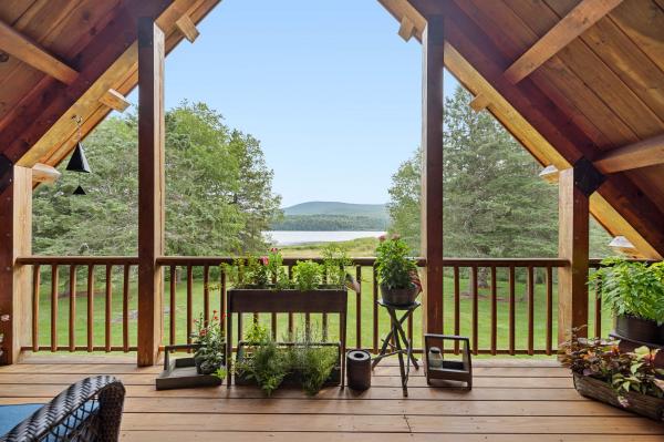 Single Family in Wheelock VT