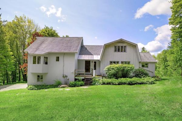 1065 Center Fayston Road