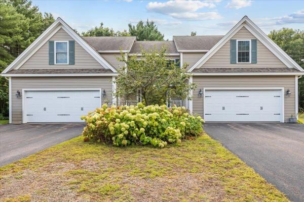 4 Hummingbird Lane