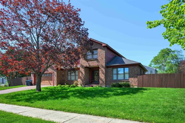 70 Moss Glen Lane
