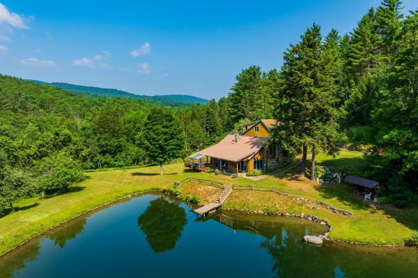 830 Old Schoolhouse Road