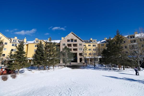 331/333 QII Jackson Gore Inn
