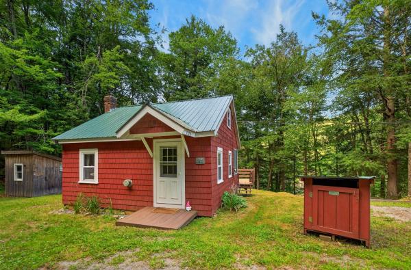 1970 South Wardsboro Road