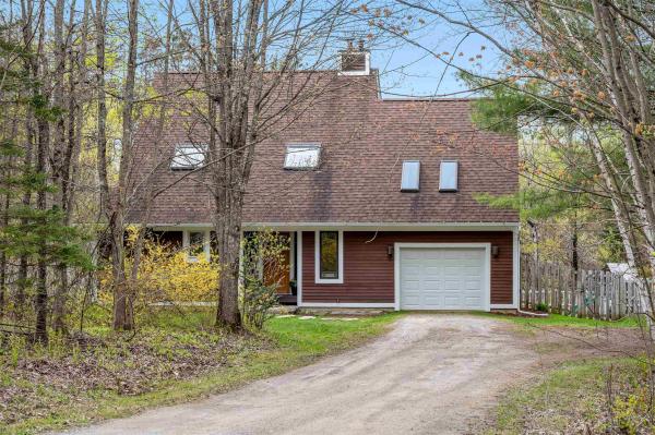 Single Family in Elmore VT