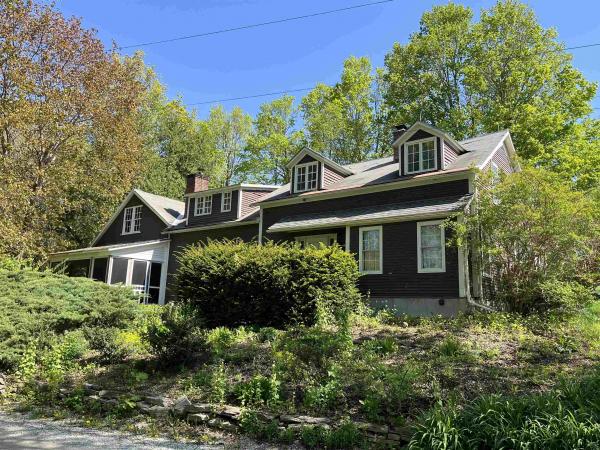 1464 Arnold District Road