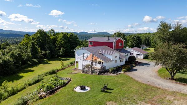 1144 Center Road