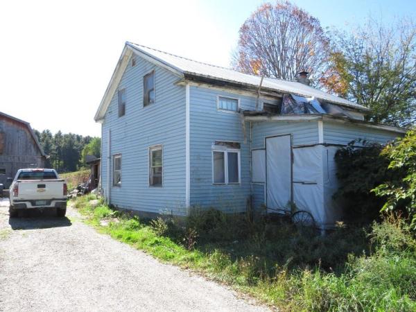 4748 Lake Road