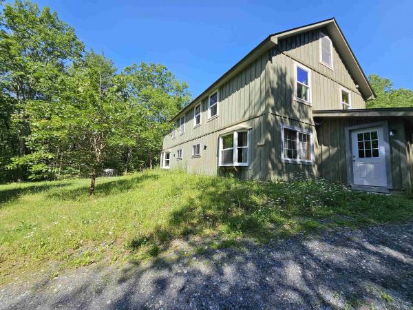 794 Missing Link Road