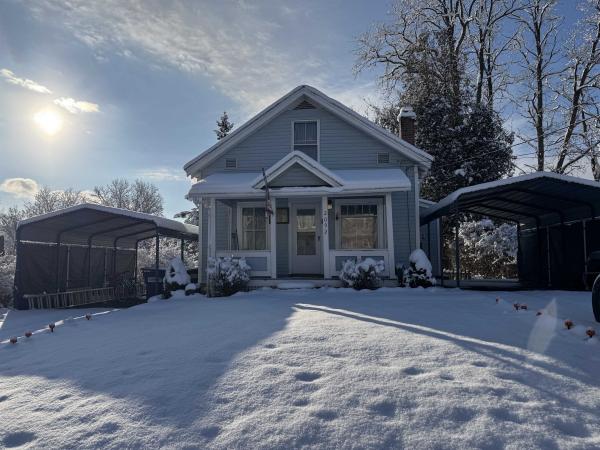 2092 N Bennington Road