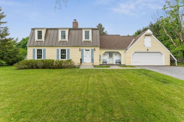 17 Brook Drive