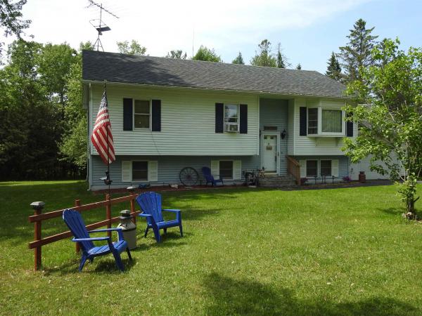 695 Vermont Route 105