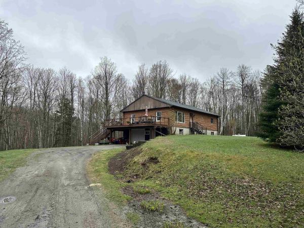 Single Family in Woodbury VT