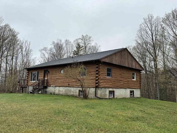 Single Family in Woodbury VT