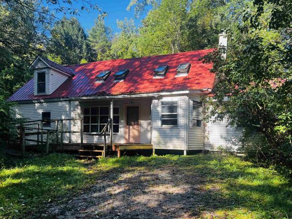 908 Pleasant Valley Road