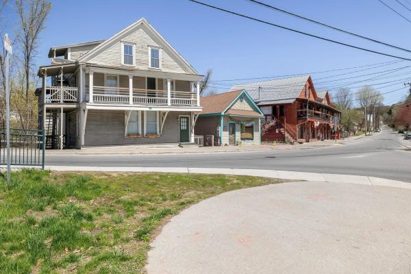 39 Main Street