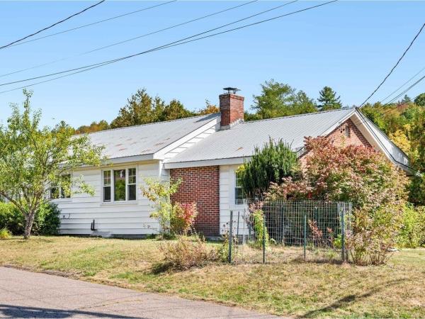 3 Derby Drive