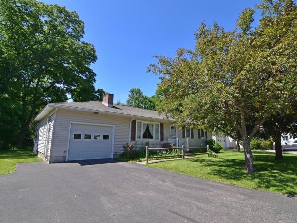 2 Murray Road