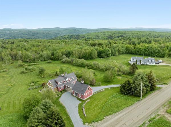 Single Family in Wolcott VT