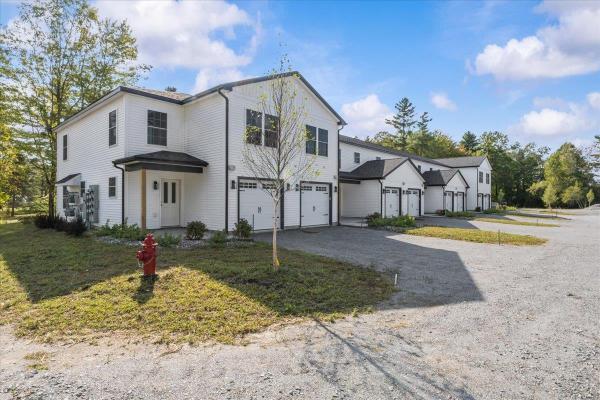 7 Willys Lane