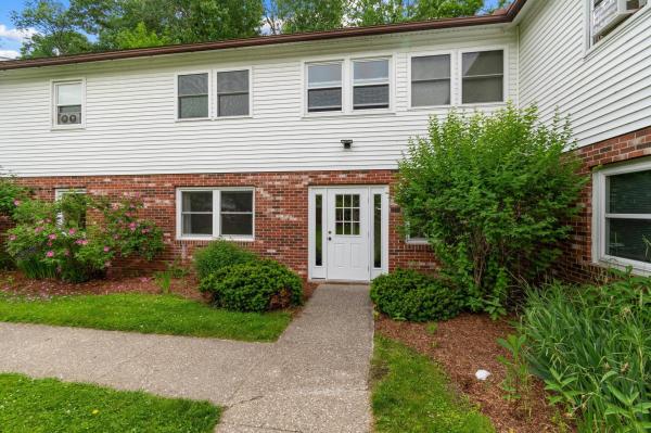 314 Sherwood Square