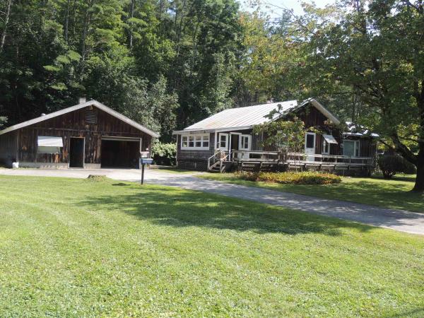 204 Chittenden Road