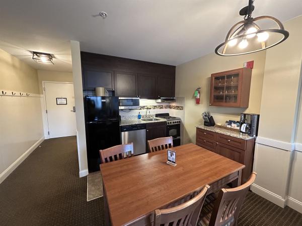 89 236 Qtr. 2 Grand Summit Way