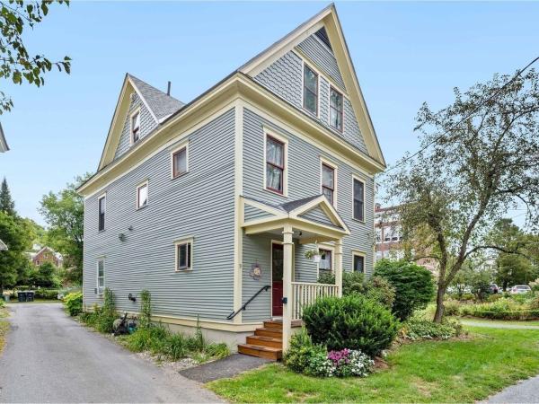 9 Franklin Street