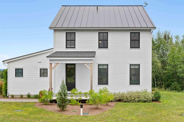 Single Family in Morristown VT