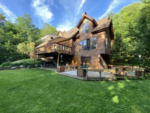 450 N Hill Road 450 N Hill Road