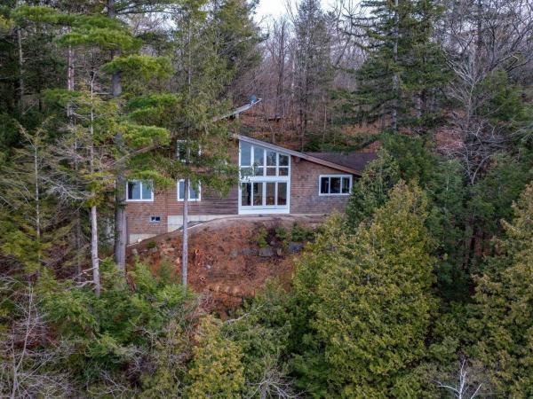206 West Red Rock Road