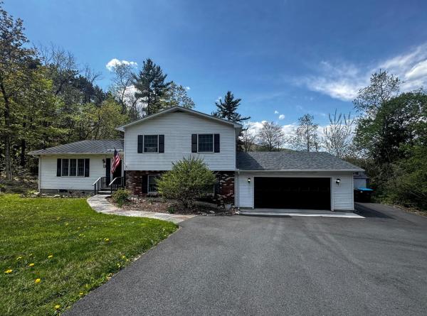 131 Pine Circle
