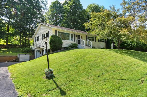 21 Woodland Drive