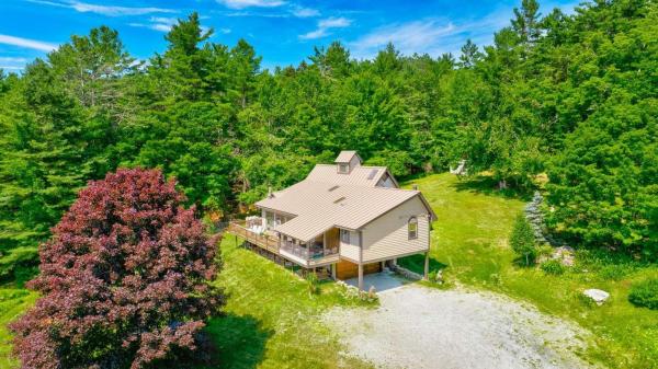 790 Chapman Road