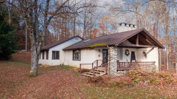 46-48 Lower Taylor Hill Road 46-48 Lower Taylor Hill Road