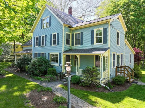458 East Main Street