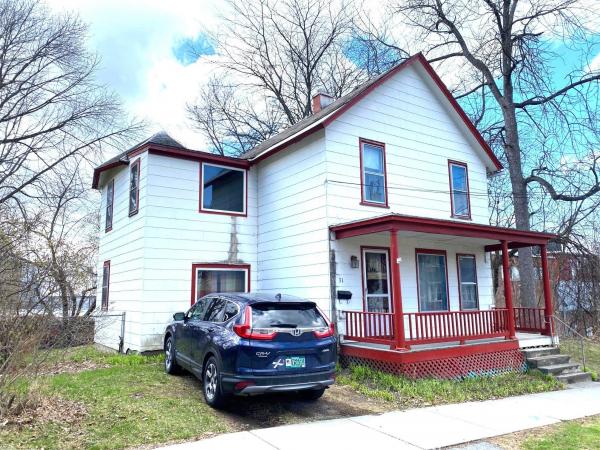 31 Marble Avenue