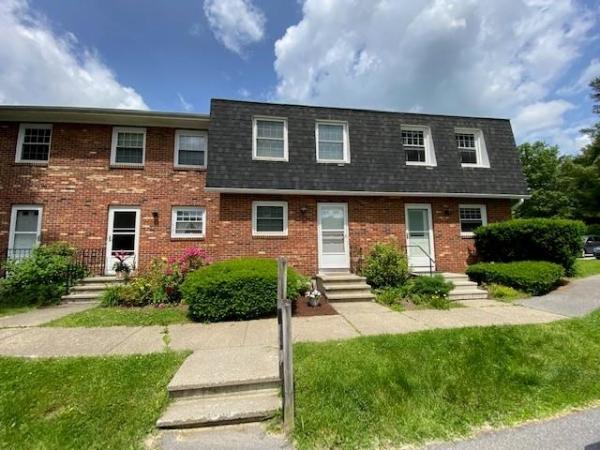 11 Sugartree Lane